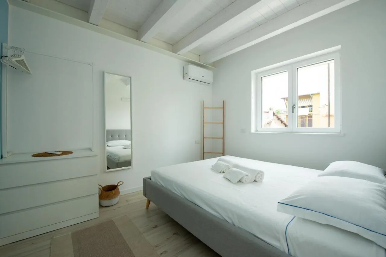 Lake Dream Apartment With Pool In باردولينو
