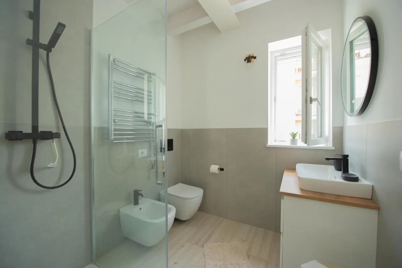 Lake Dream Apartment With Pool In باردولينو
